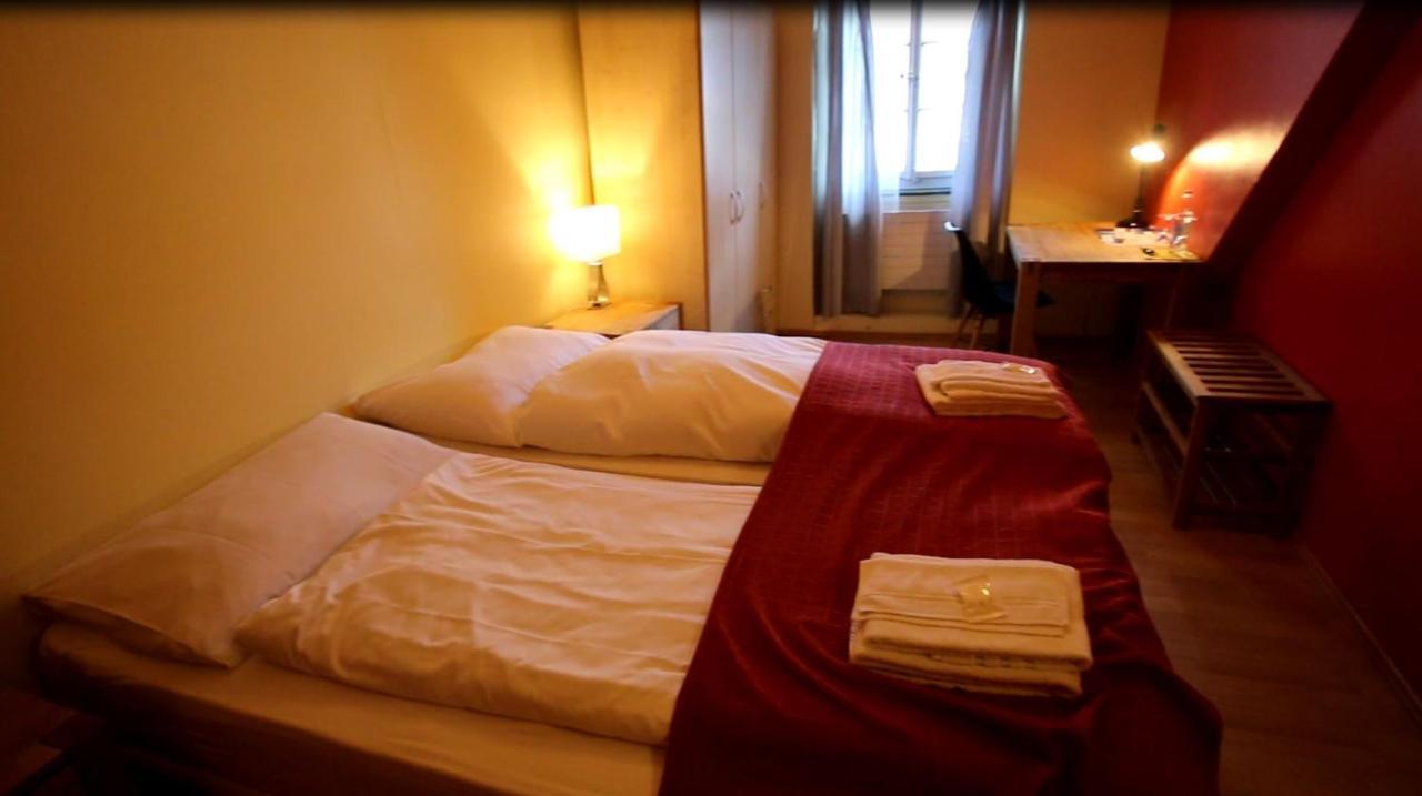 Gasthof Baeren Aarburg Last Check In 2100 Pm 外观 照片